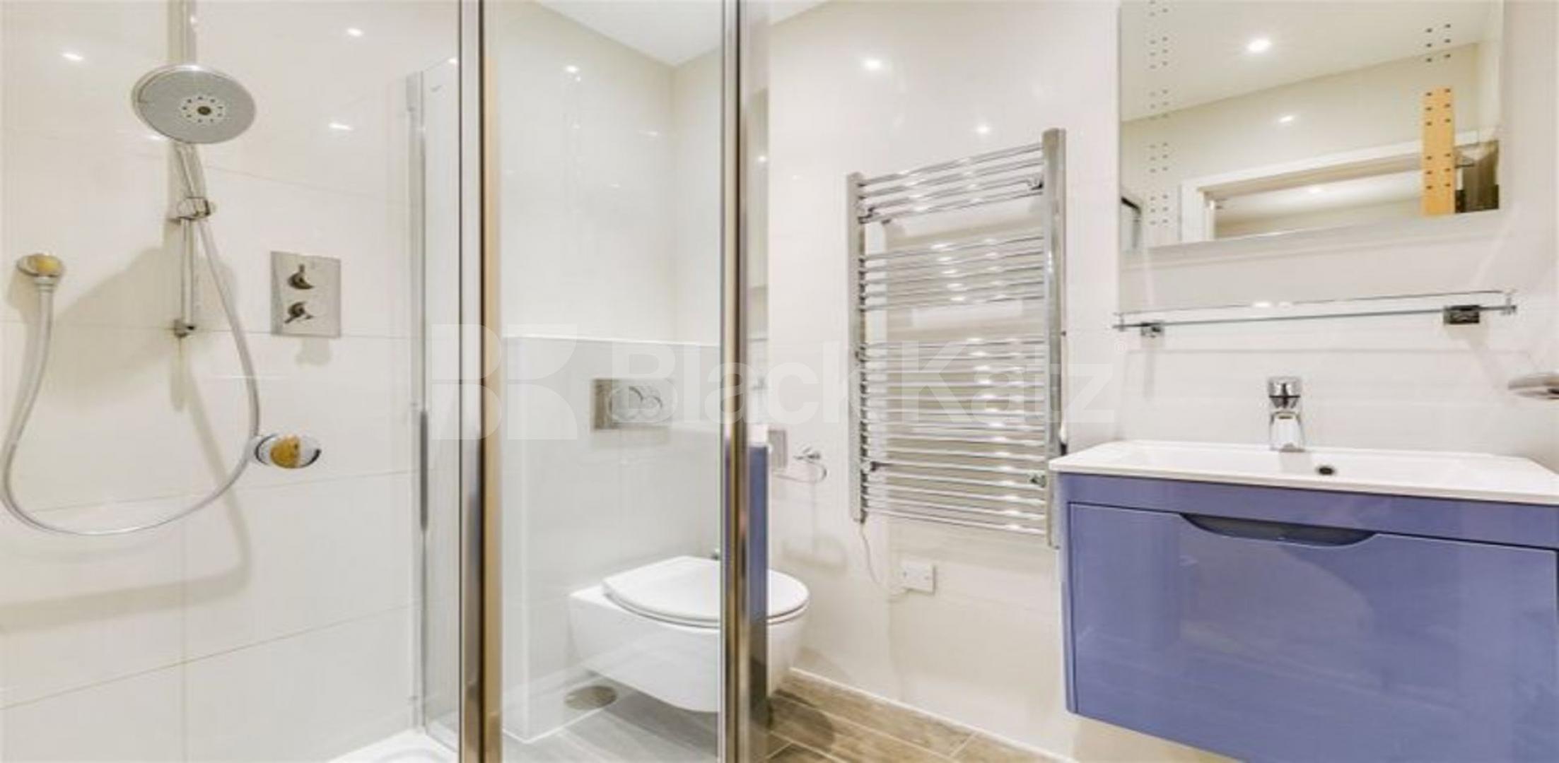 			VIRTUAL TOUR AVAILABLE!, Studio Apartment, 1 bath, 1 reception Studio			 CHAPEL MARKET N1, ANGEL